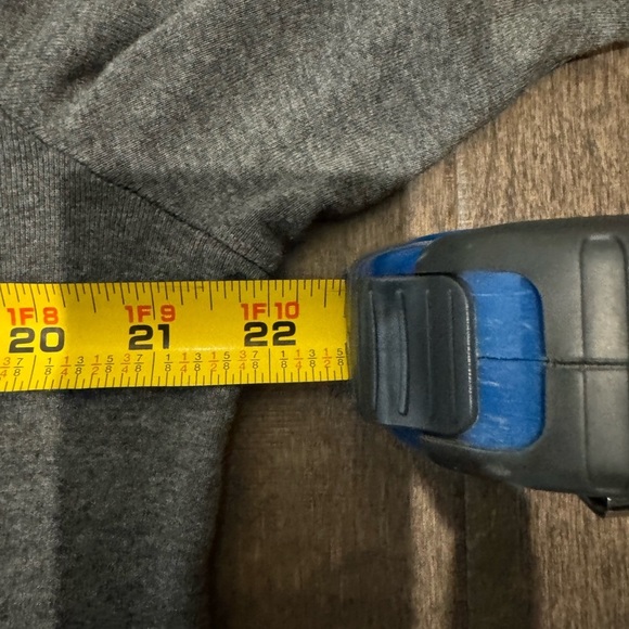 Express Gray Lightweight V-Neck Button Front Cardigan Size L - Picture 11 of 12